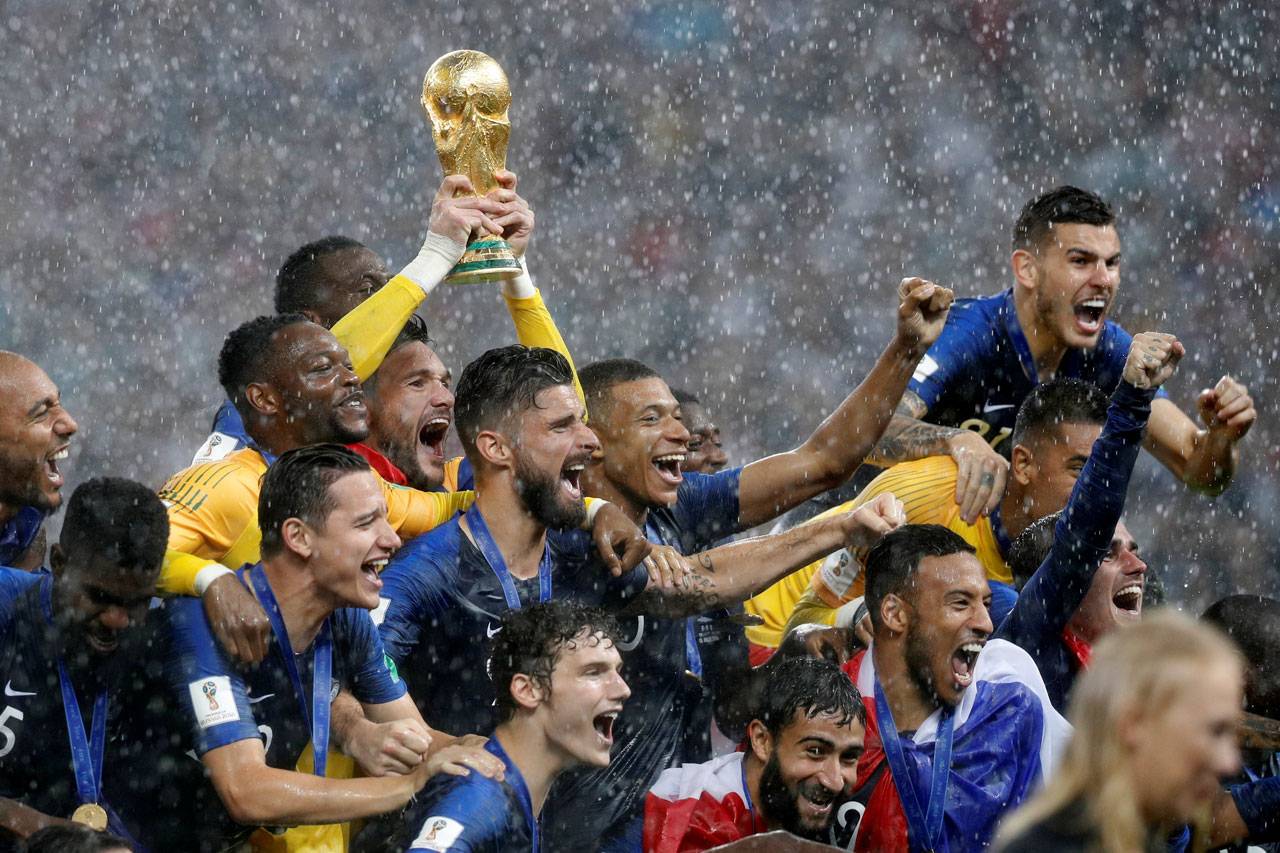 Prancis Juara Piala...