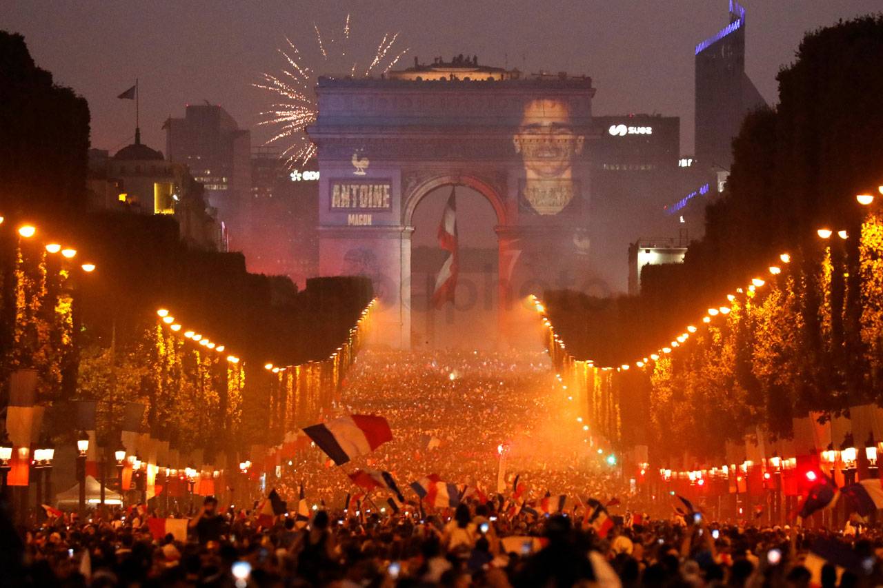 Prancis Juara Piala...