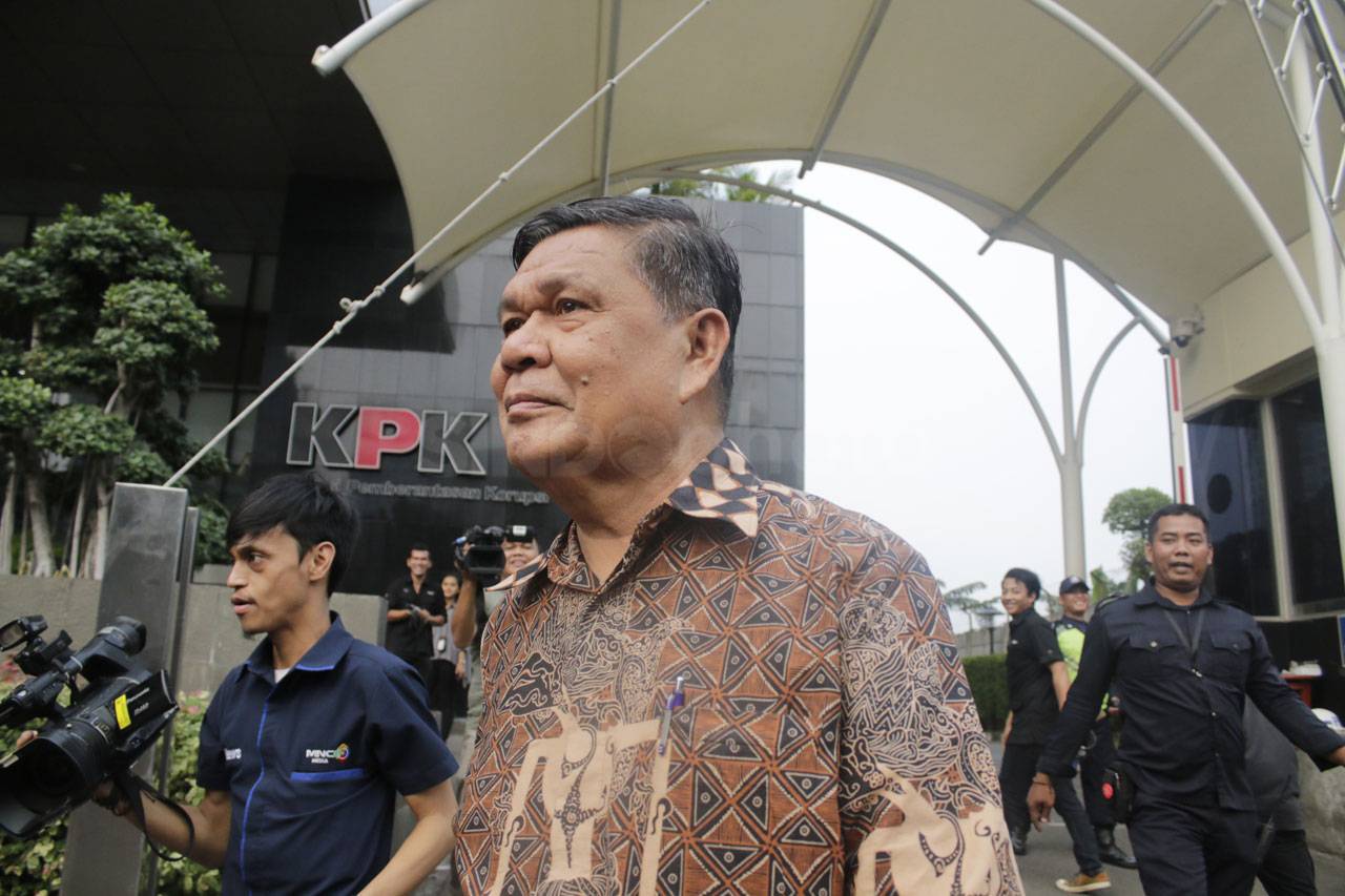 KPK Periksa Mantan Bupati...