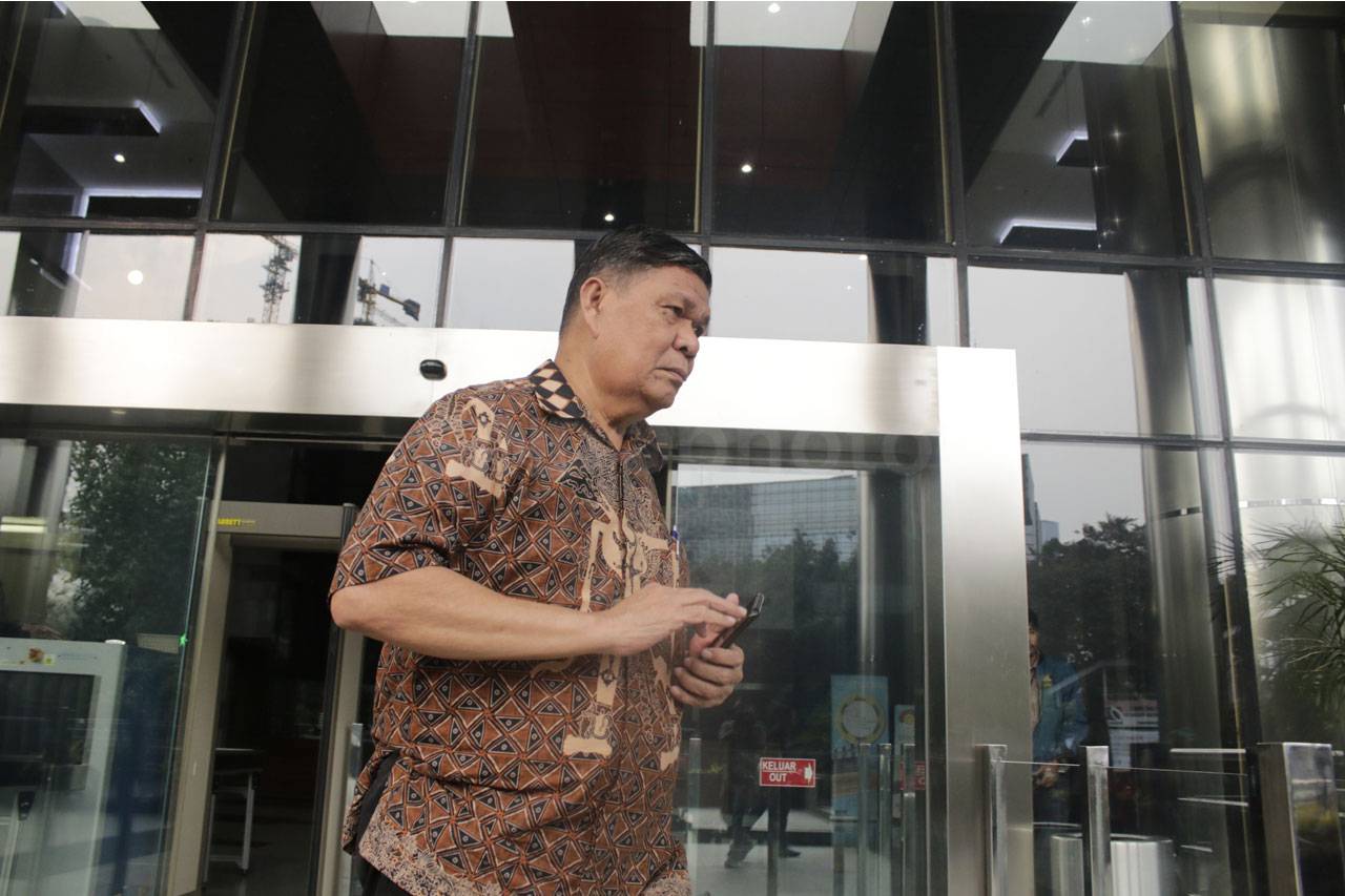 KPK Periksa Mantan Bupati...