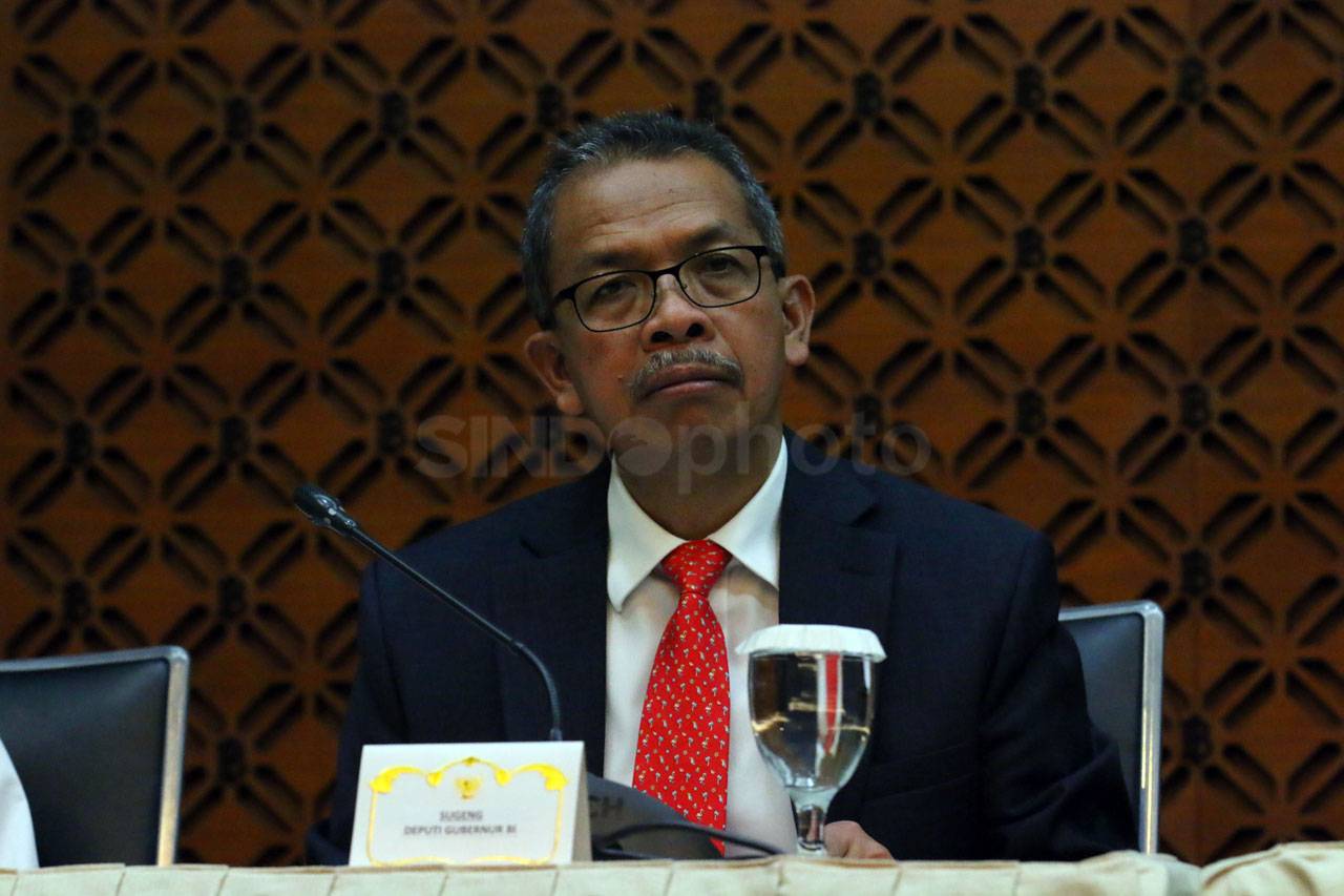 Rapat Dewan Gubernur...