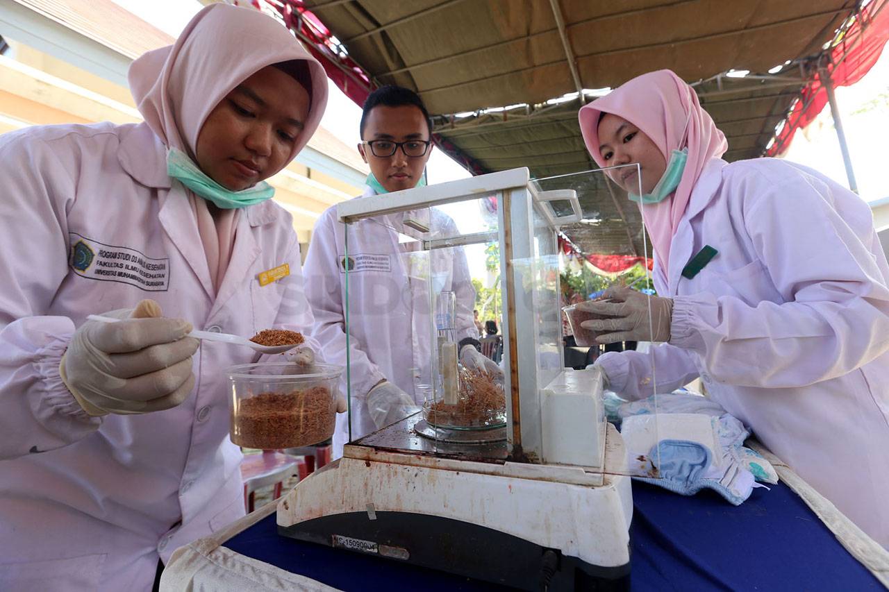 Mahasiswa Surabaya Kenalkan...