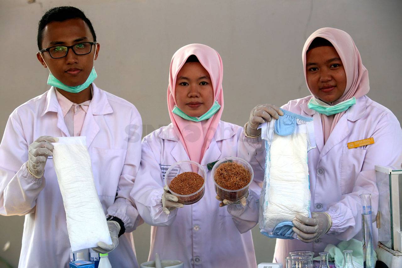 Mahasiswa Surabaya Kenalkan...