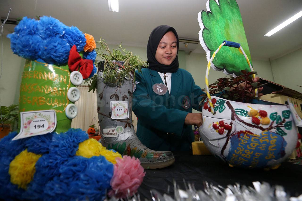 Mahasiswa STIE Perbanas...