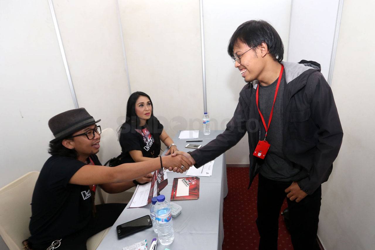 Dua Tunanetra Ikuti...