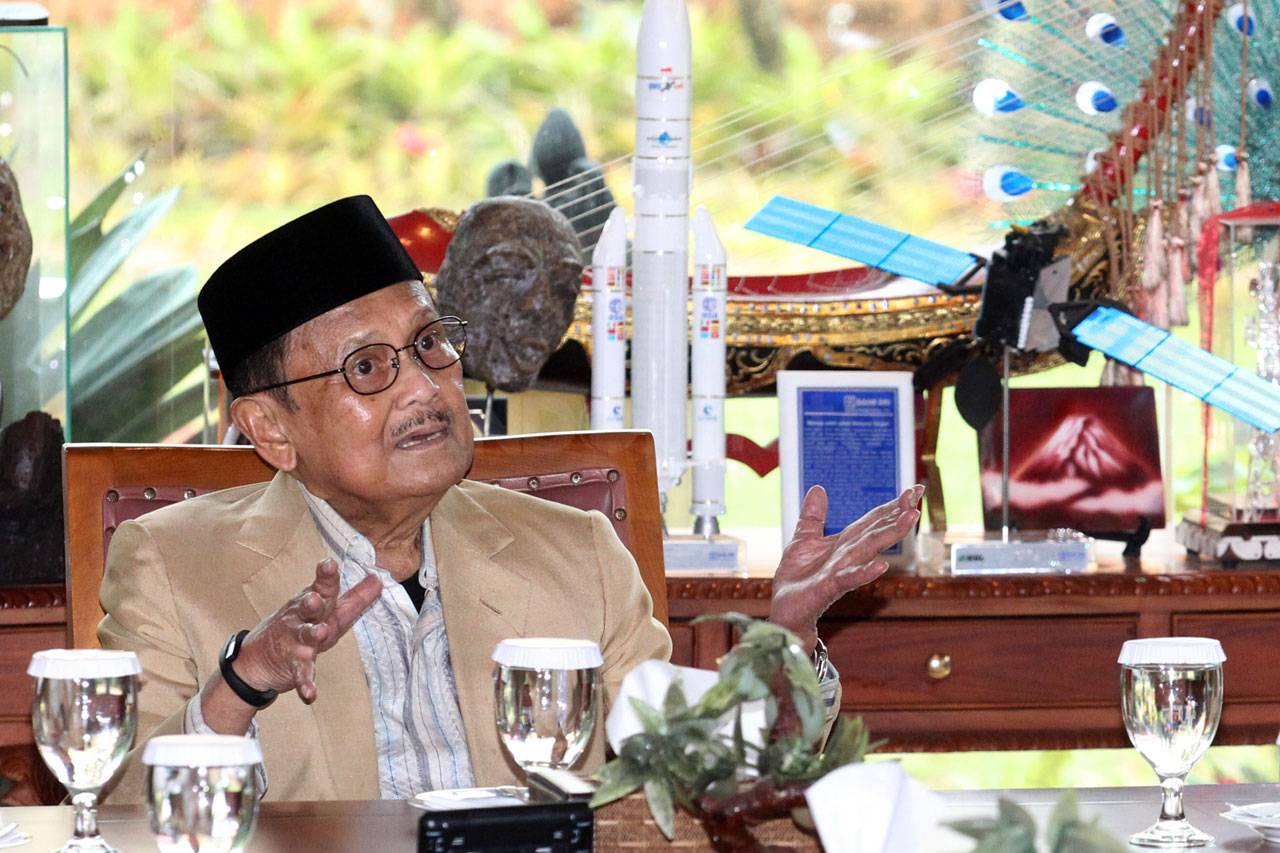 Menlu Malaysia Datuk...