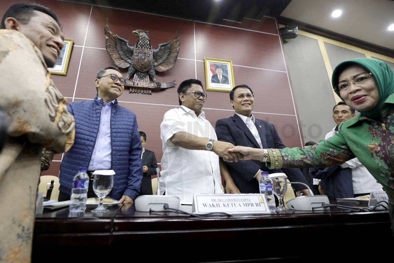 MPR Gelar Rapat Gabungan...