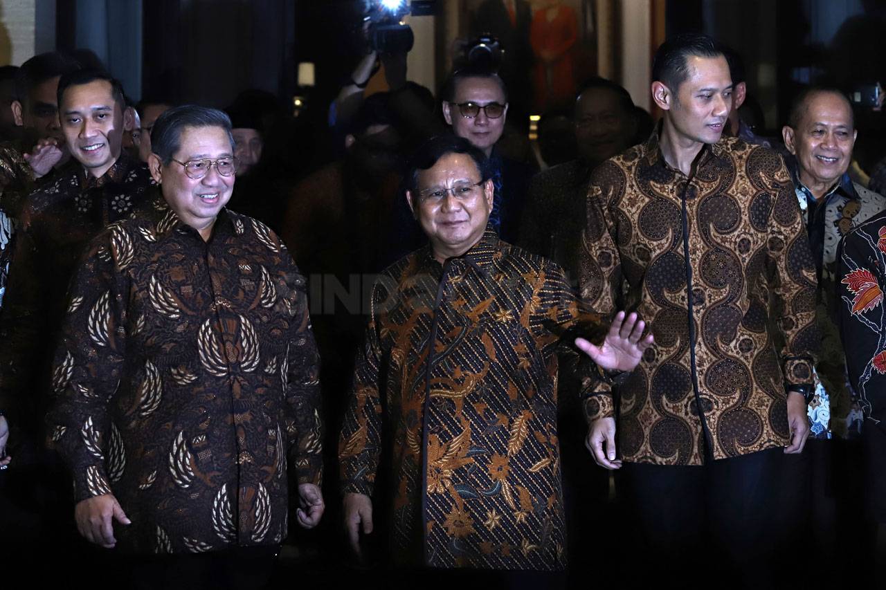 Prabowo Sambangi SBY...