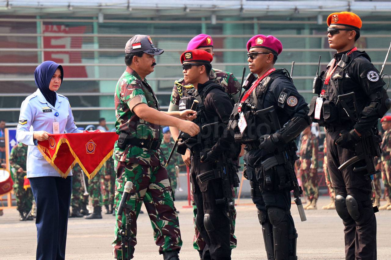 Panglima TNI Tutup Latihan...