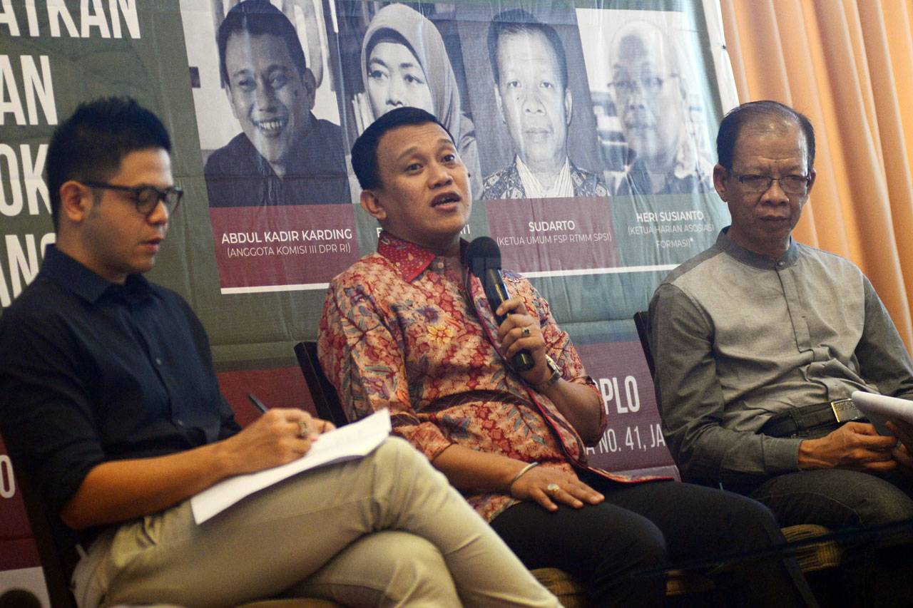 Diskusi Menyelamatkan...