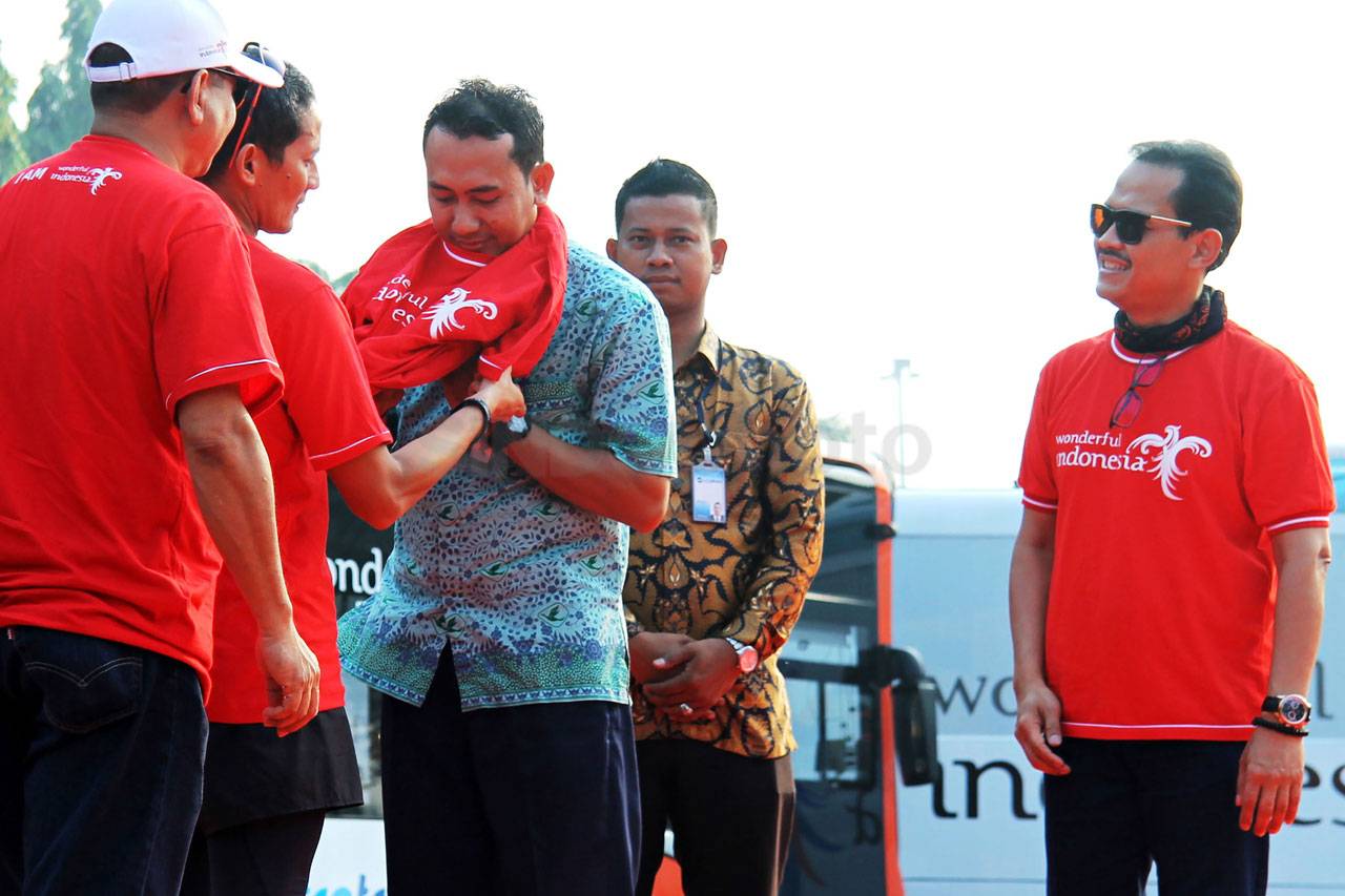 Blue Bird Dukung Promosi...
