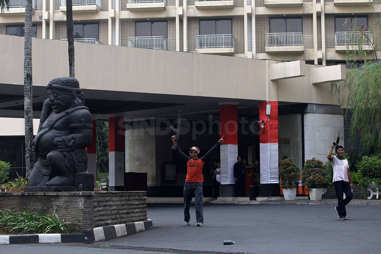 TNI Gelar Latihan Pengamanan...