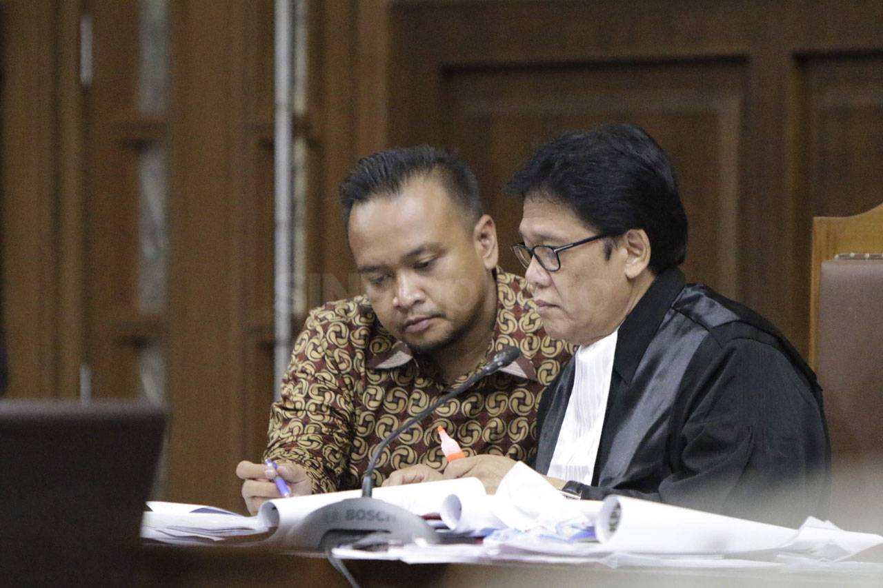 Mantan Ketua Komisi...
