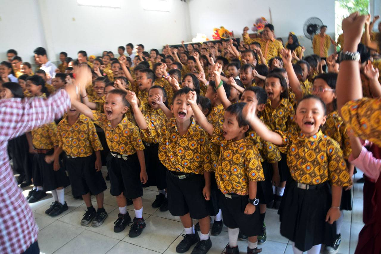 Ratusan Siswa Kuncup...
