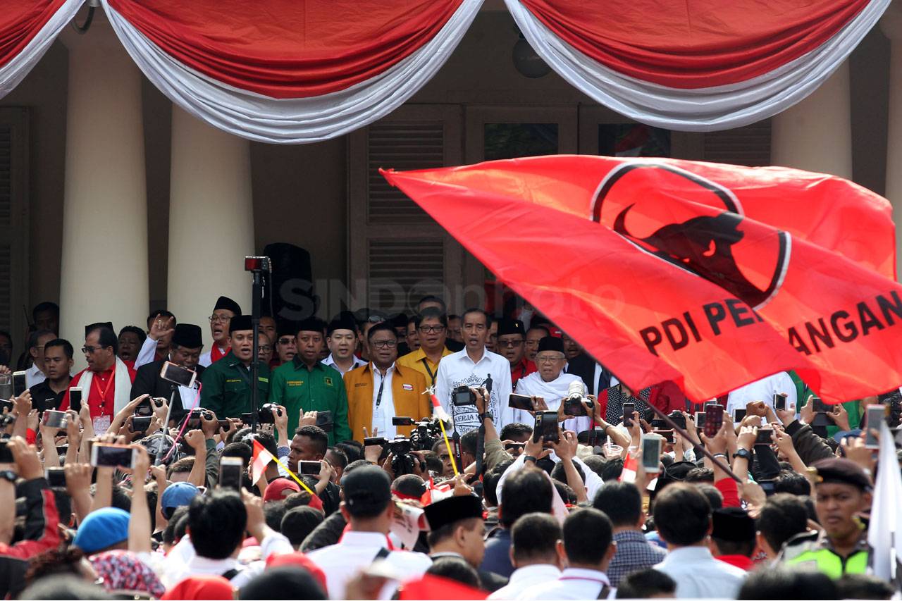 Daftar ke KPU, Jokowi...