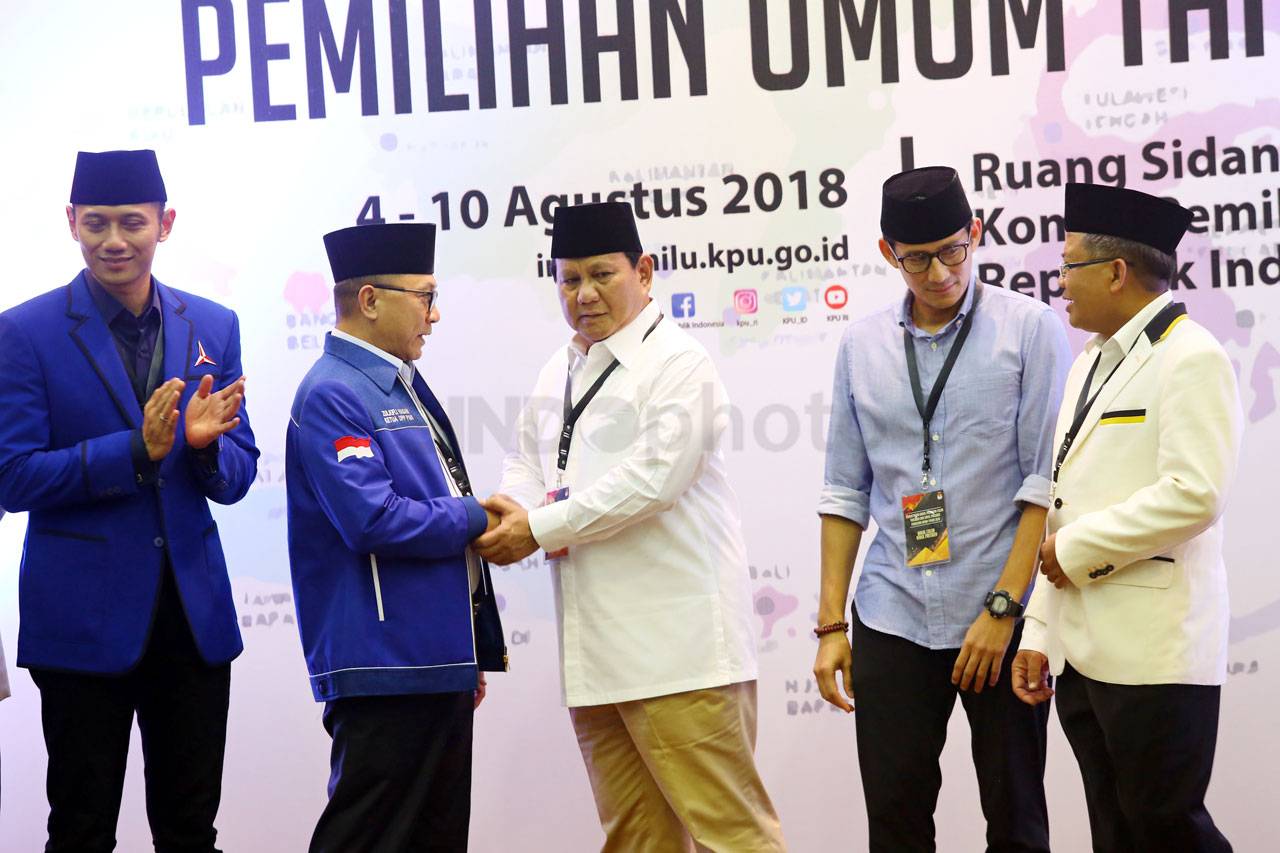 Prabowo-Sandi Daftar...