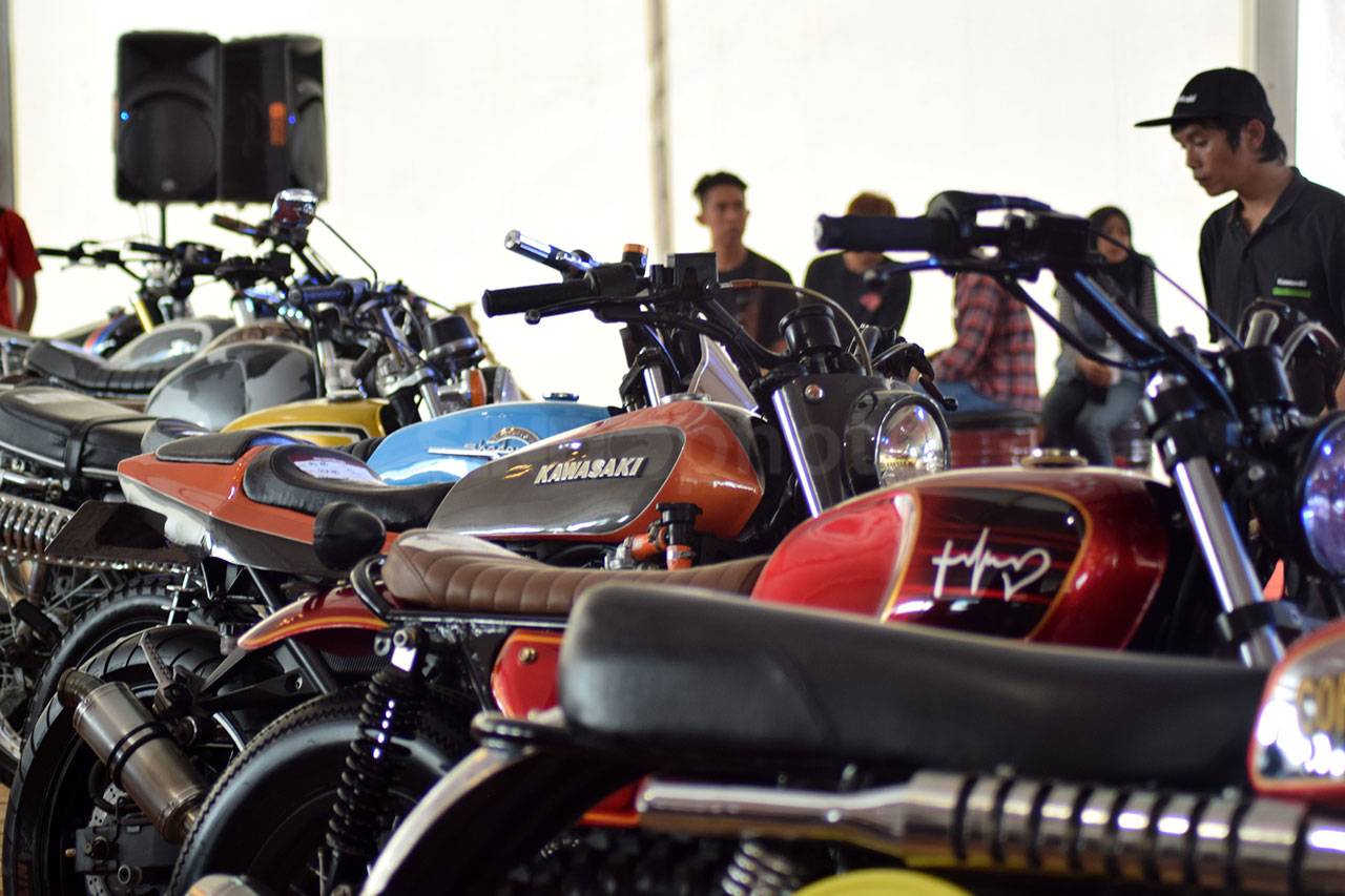 Ratusan Motor Modifikasi...
