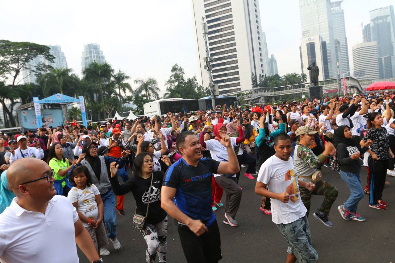 Sederet Hiburan Meriahkan...