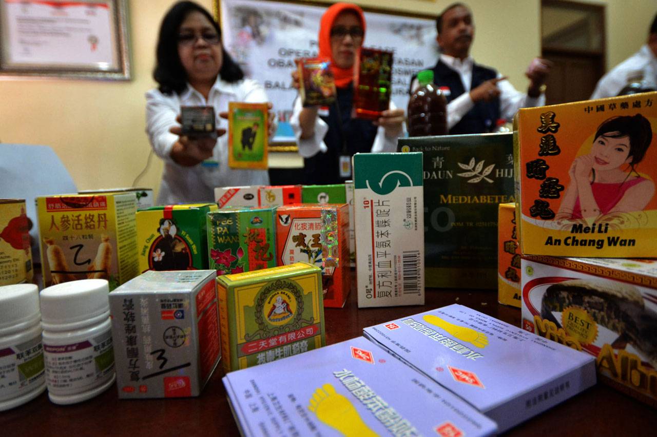 BPOM Surabaya Amankan...