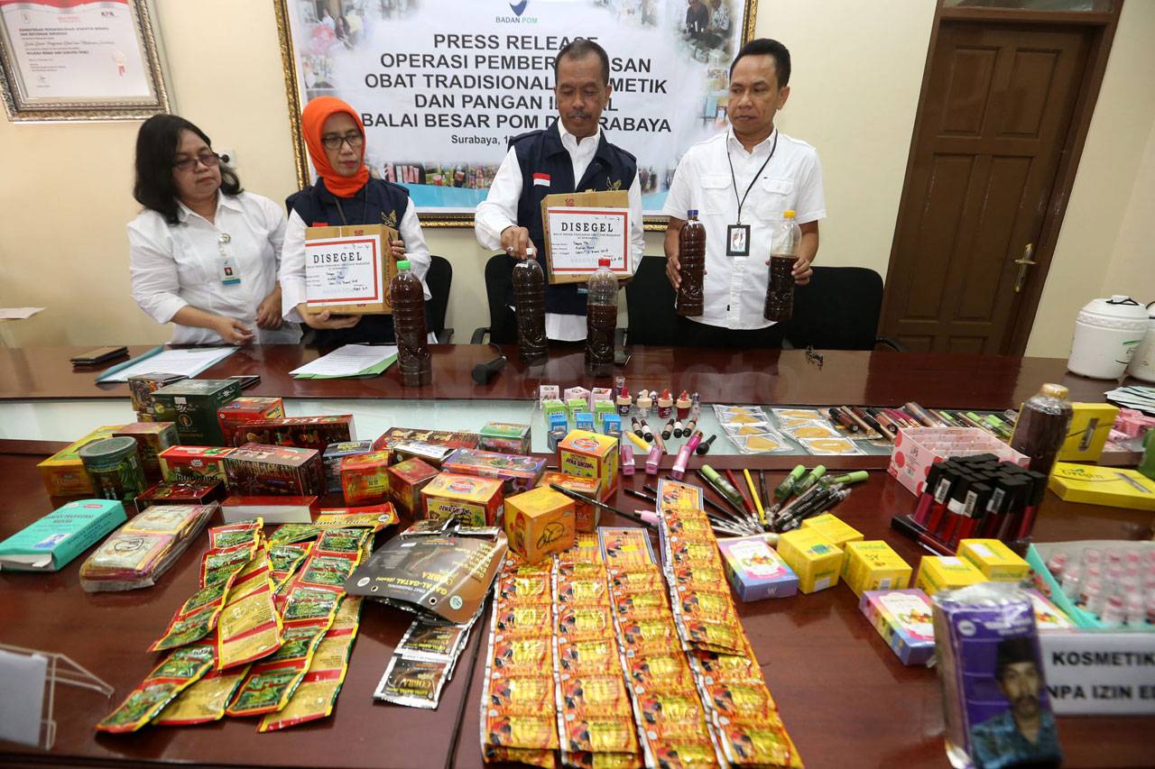 BPOM Surabaya Amankan...