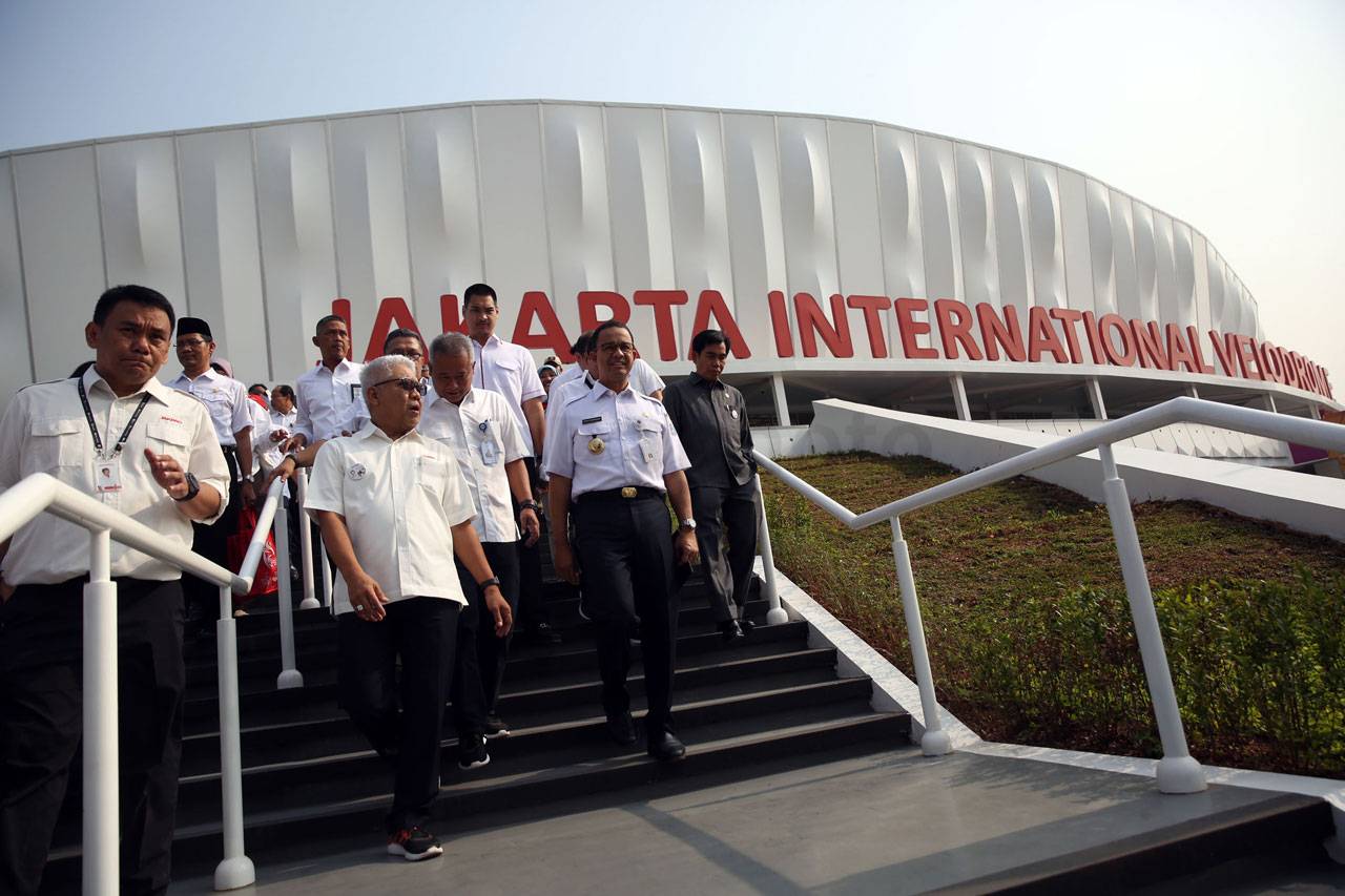 Gubernur Anies Resmikan...