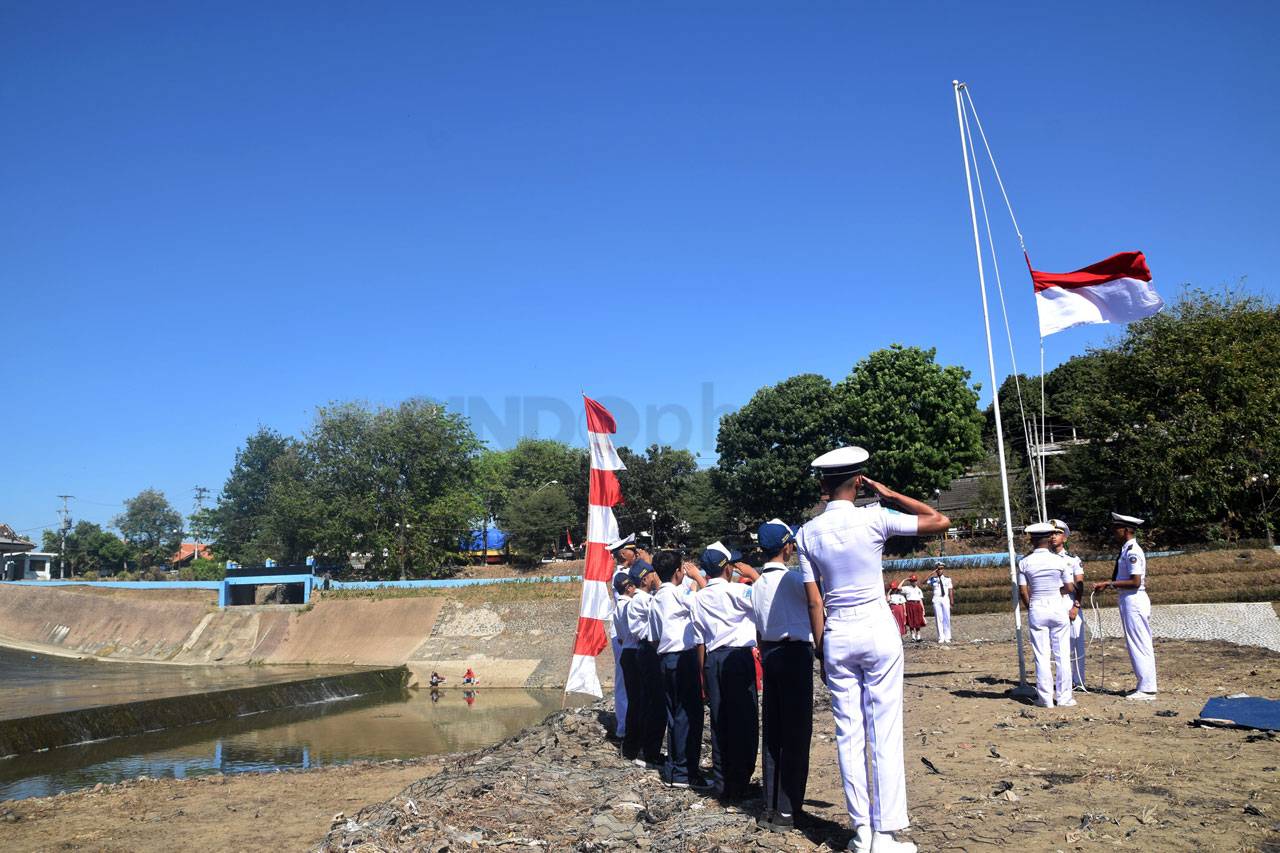 Upacara 17 Agustus di...