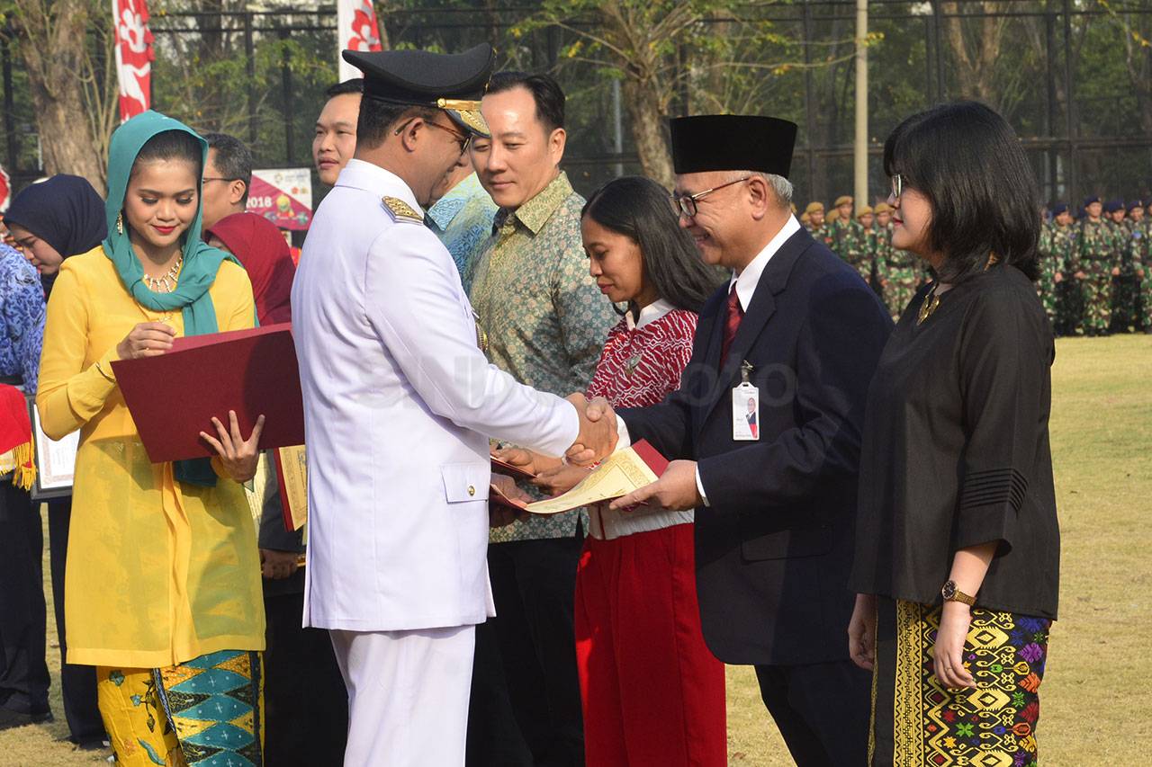 Gubernur DKI Jakarta...