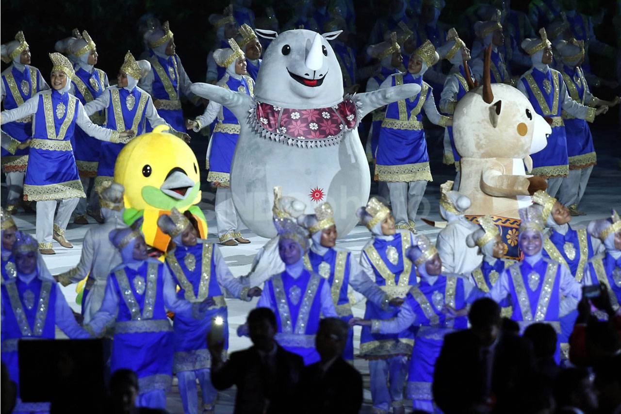 Opening Ceremony Asian...