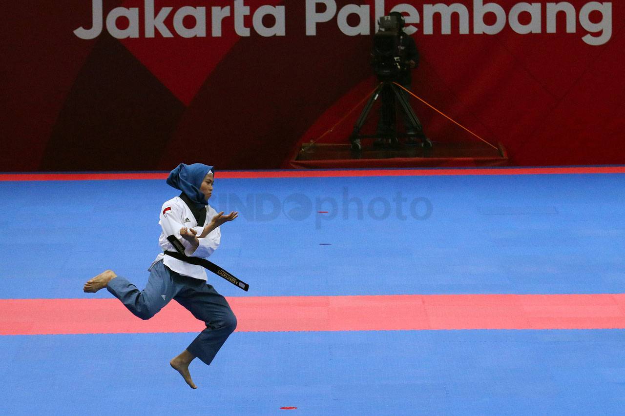 Taekwondoin Defia Rosmaniar...