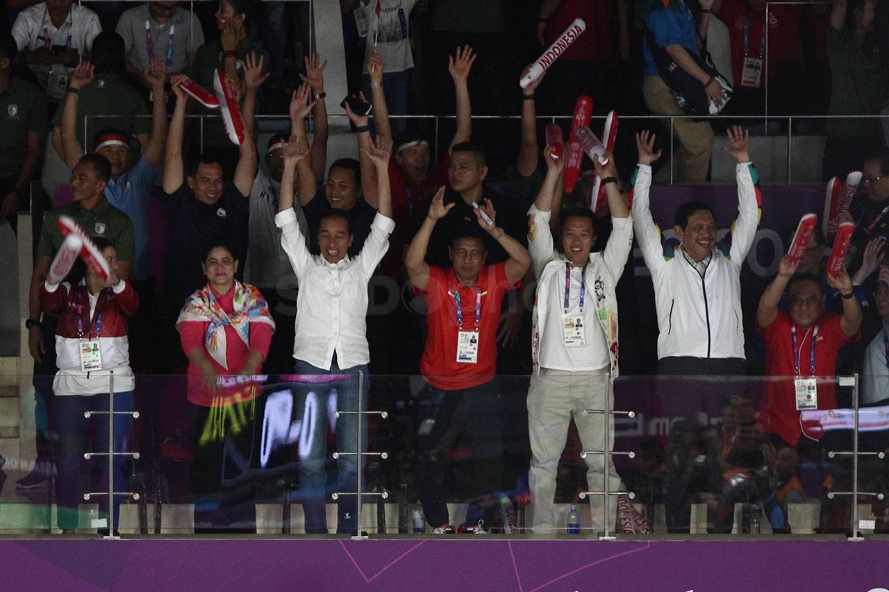 Anthony Ginting Cedera,...