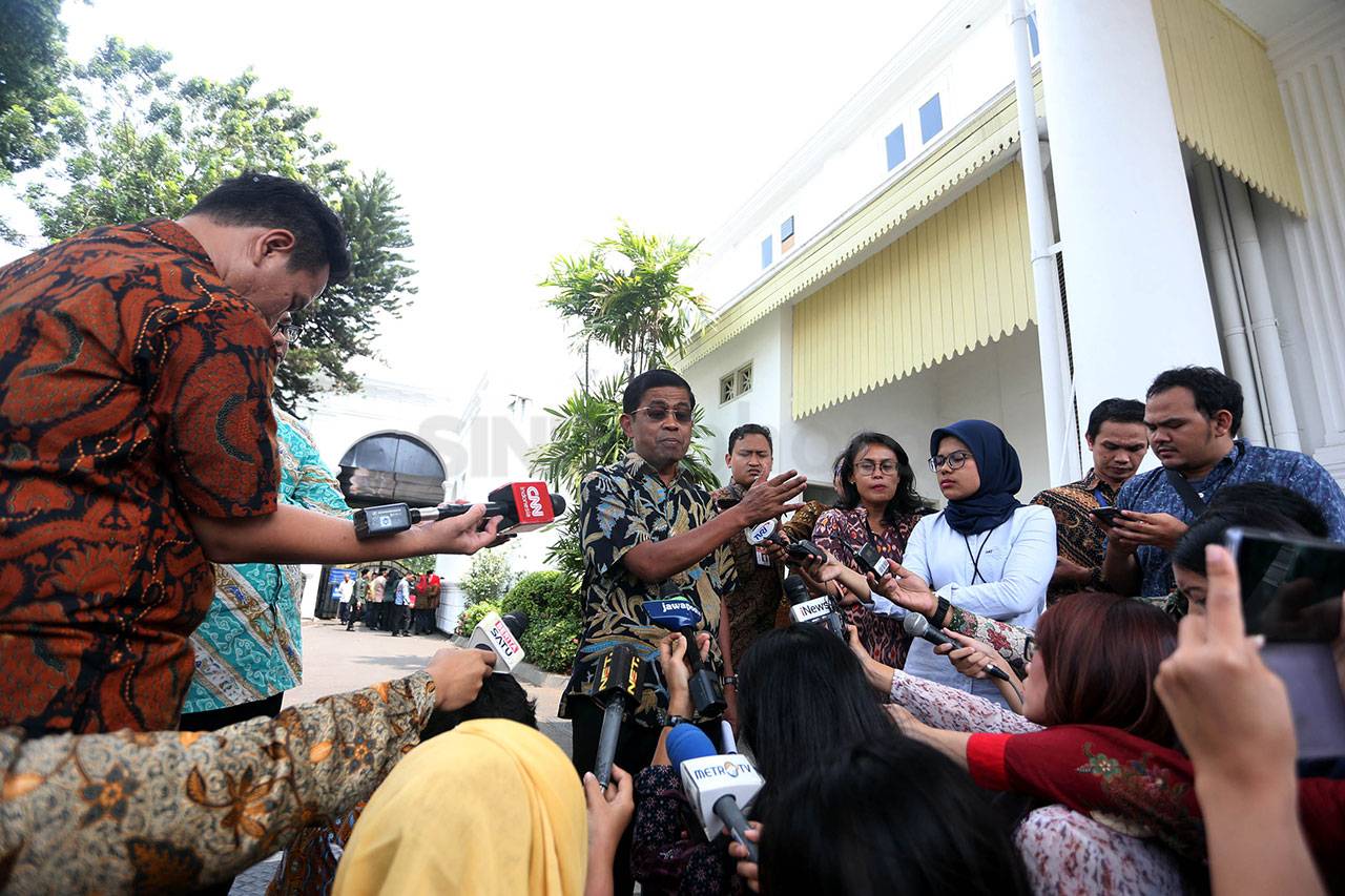 Idrus Marham Tunjukkan...