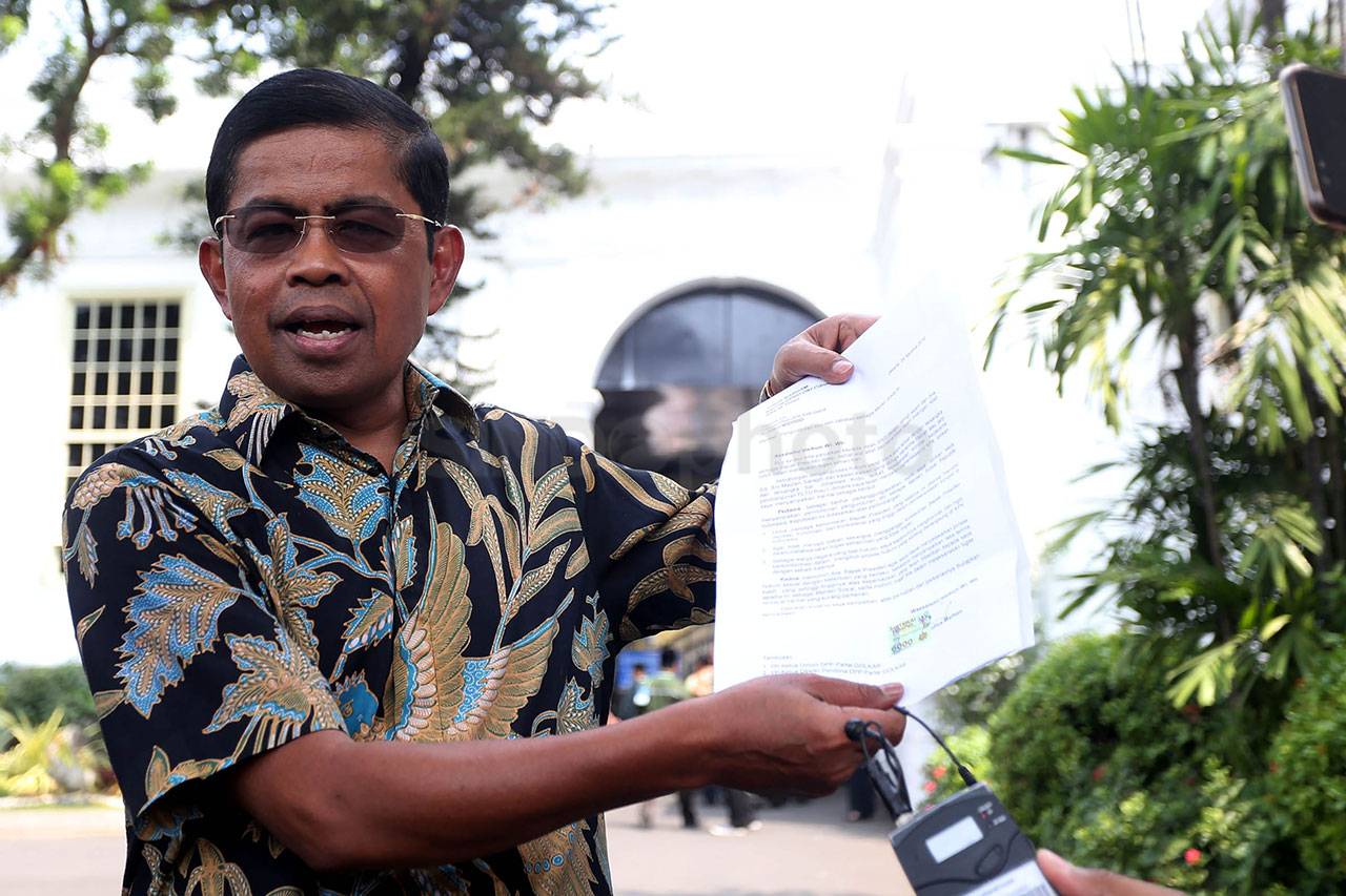 Idrus Marham Tunjukkan...