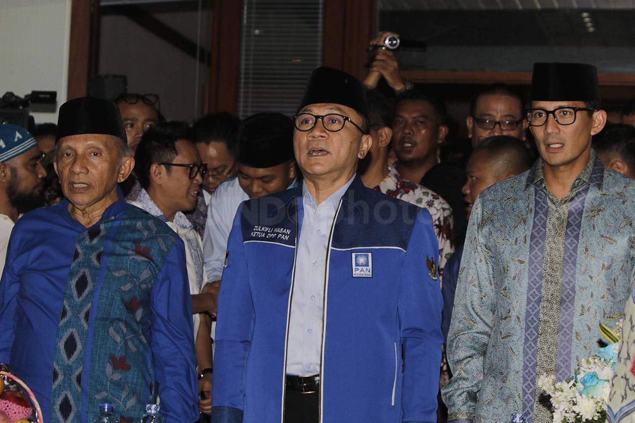 Sandiaga Uno Hadiri...