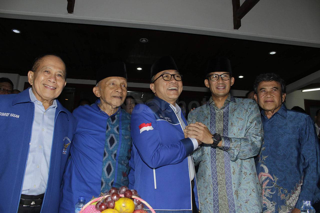 Sandiaga Uno Hadiri...