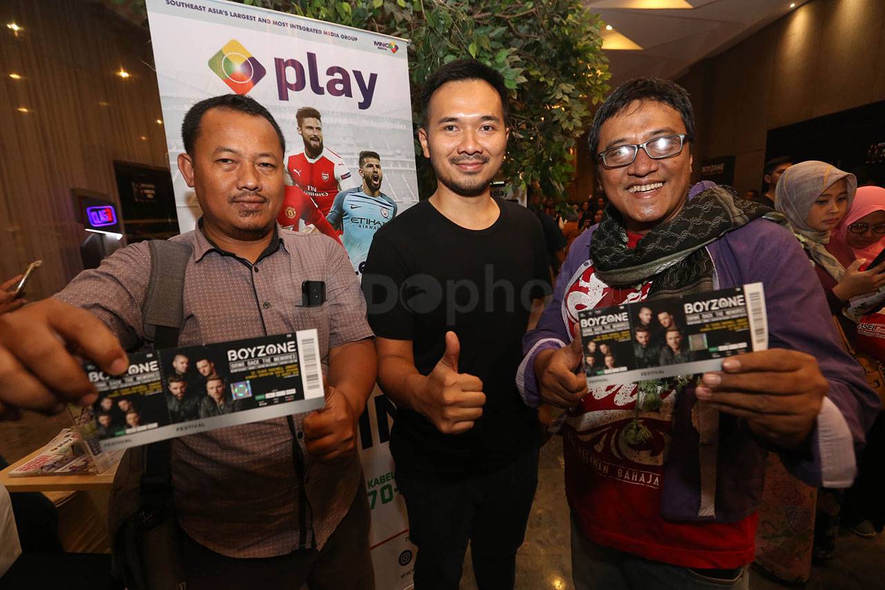 Boyzone Hibur Ribuan...