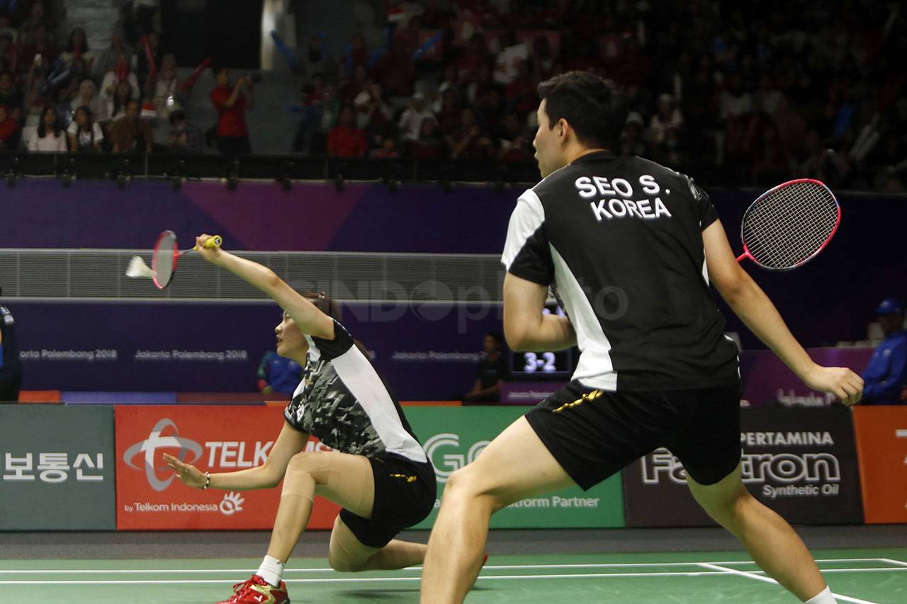 Owi/Butet Melenggang...