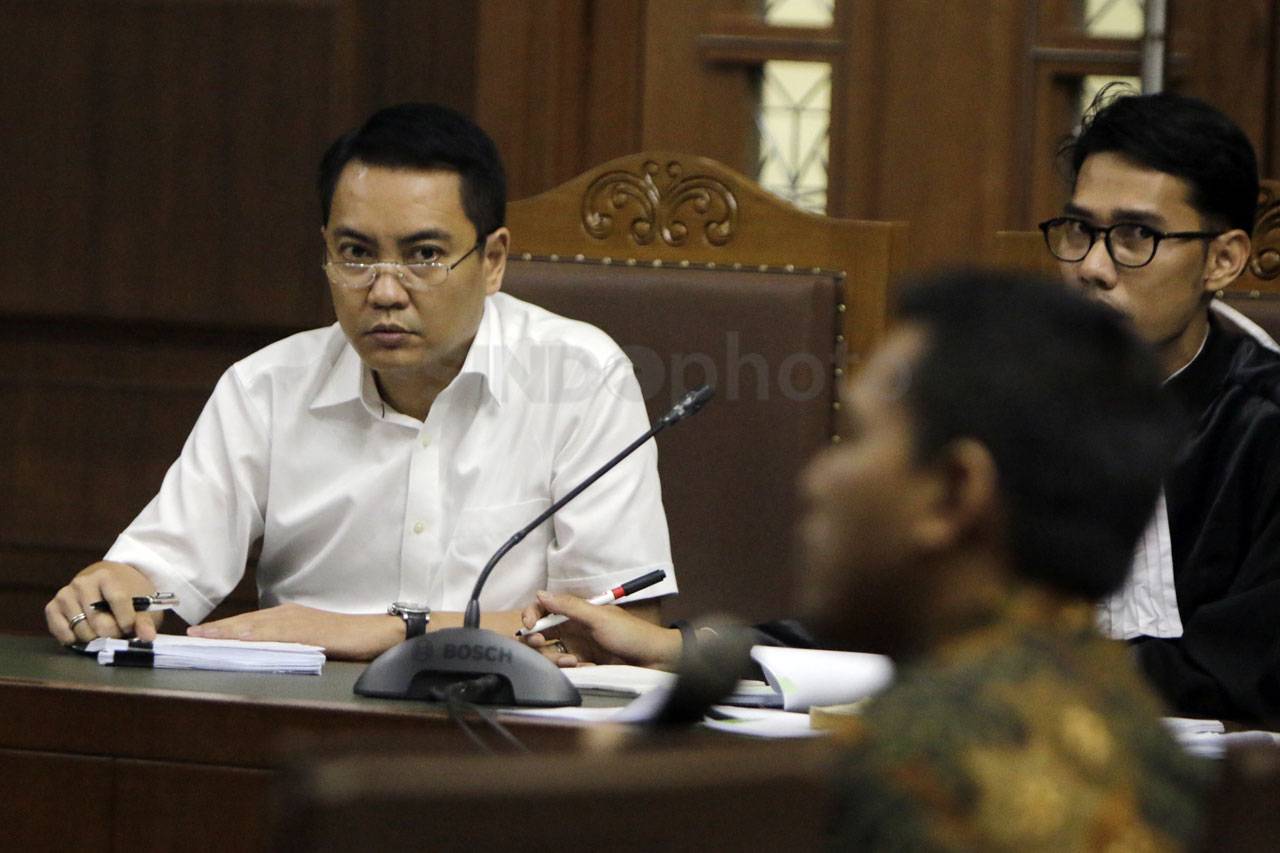 Fayakhun Andriadi Jalani...