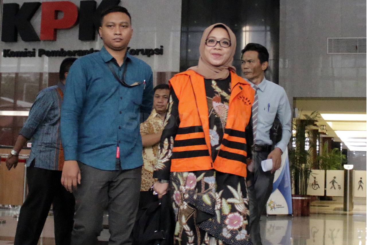 Eni Maulani Saragih...