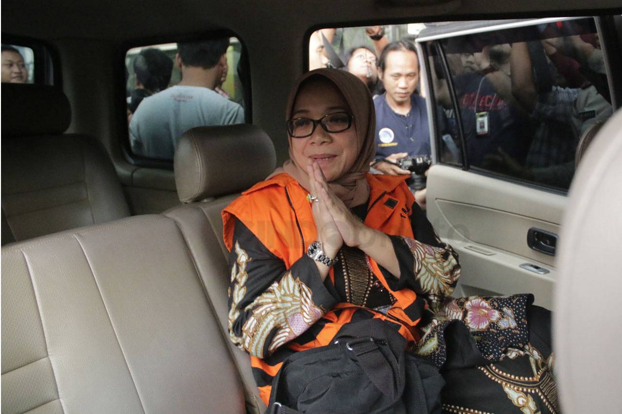Eni Maulani Saragih...
