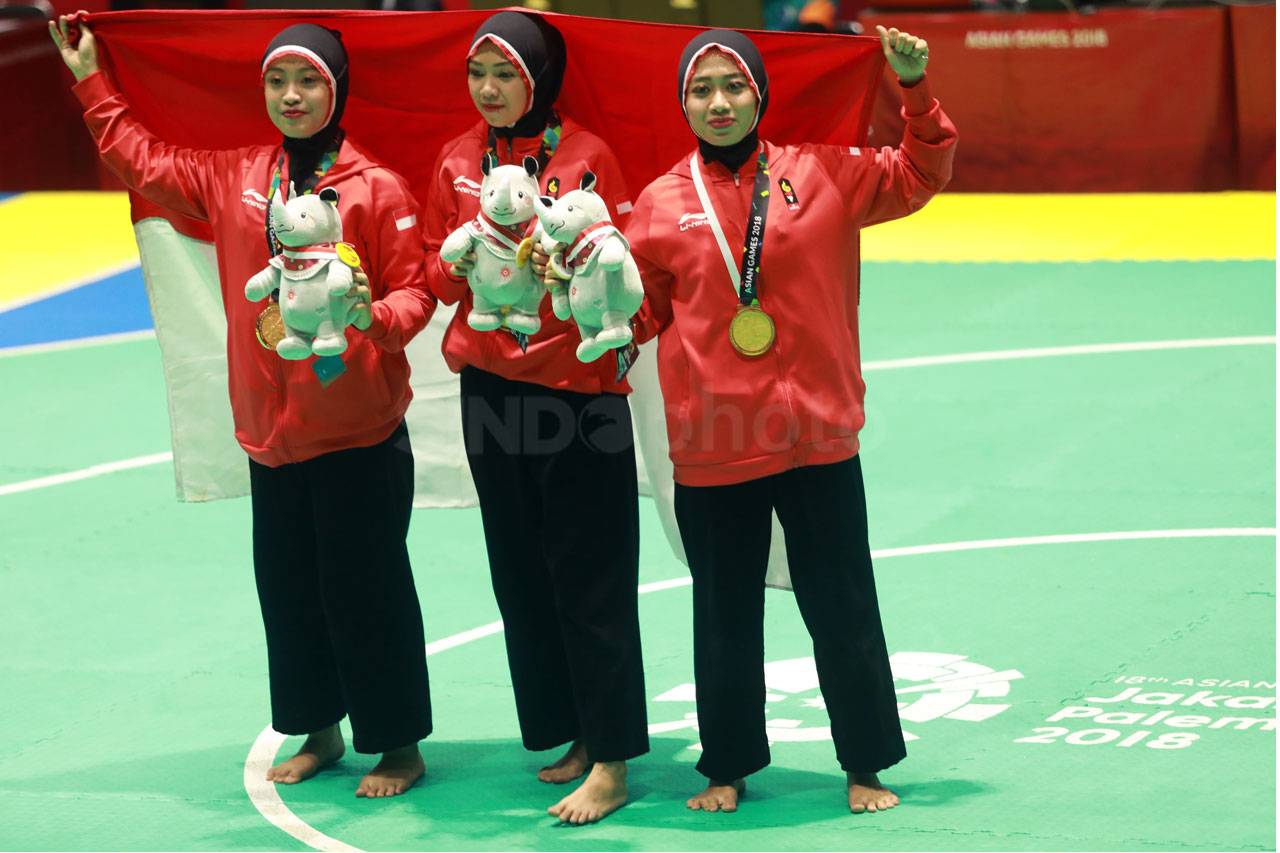 Ganda Putri dan Beregu...