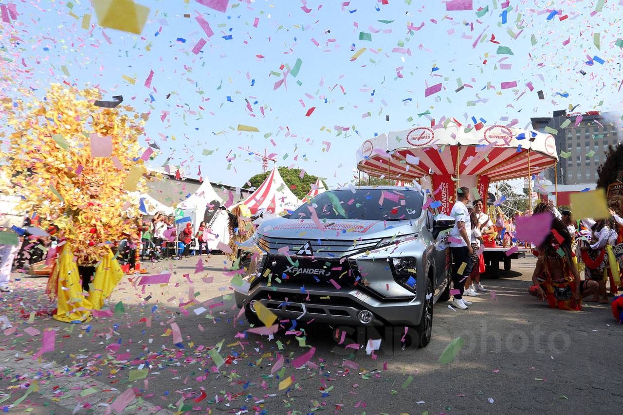 Mitsubishi Xpander Tons...