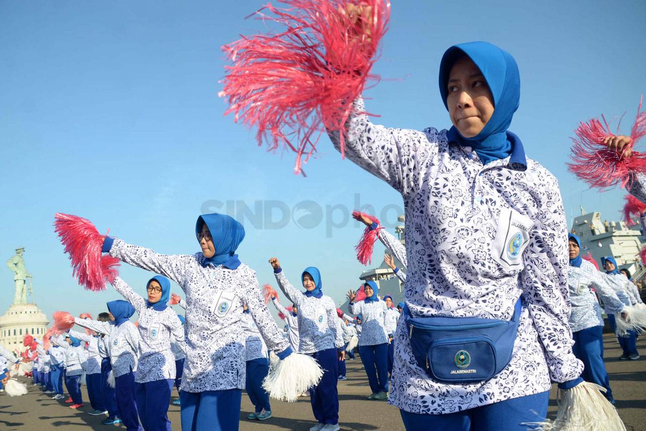 Pecahkan Rekor MURI,...