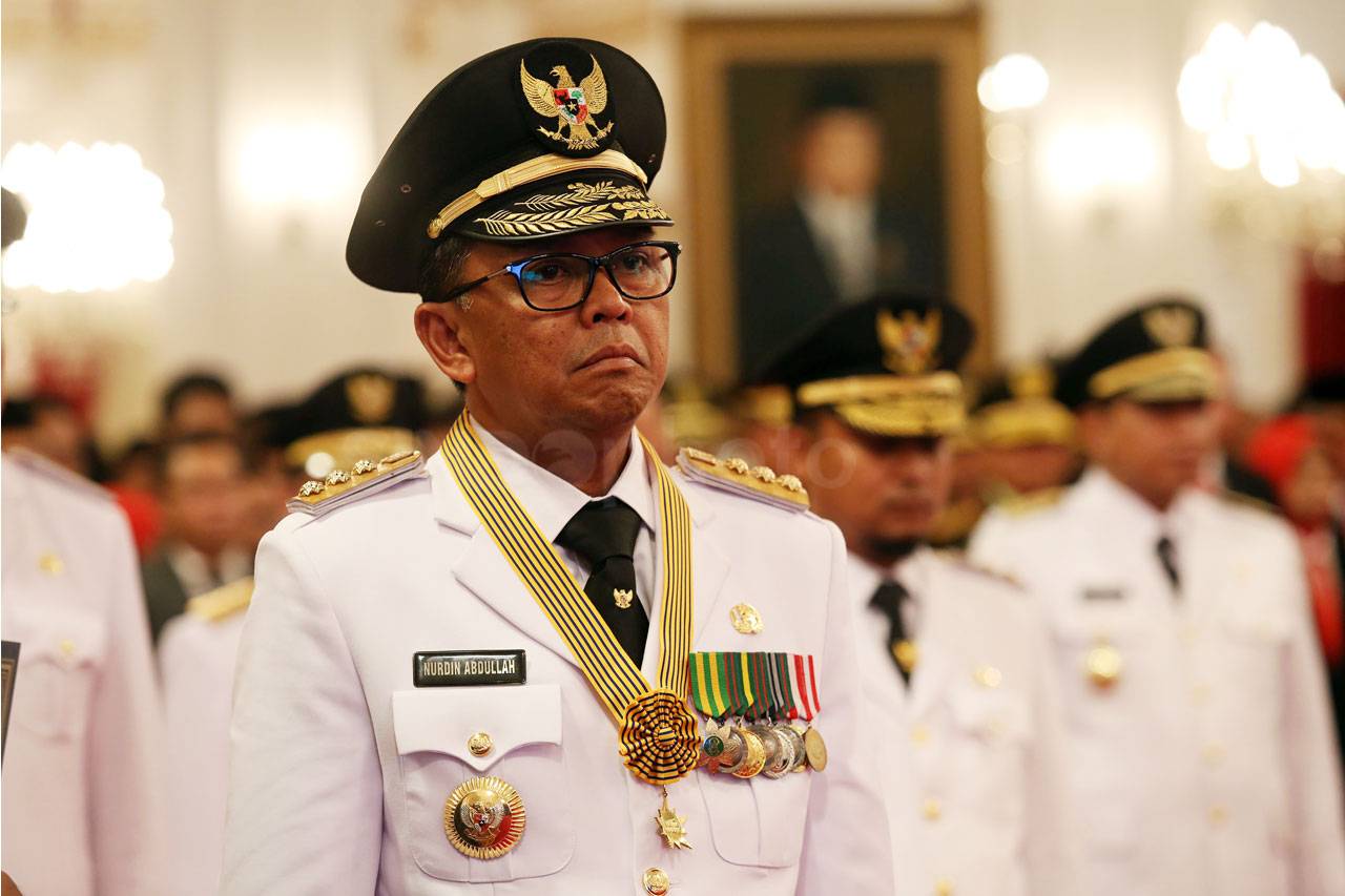 Presiden Jokowi Lantik...