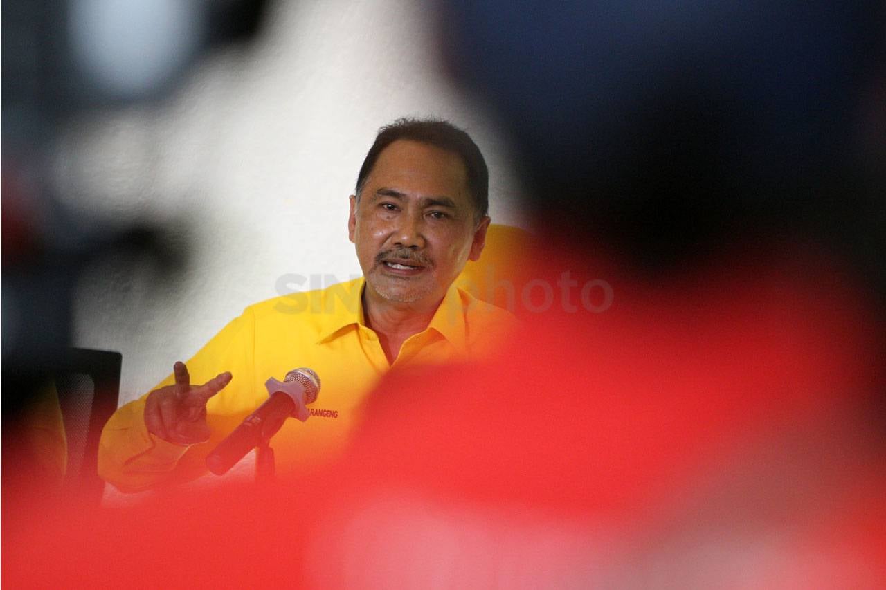 Rizal Mallarangeng Resmi...