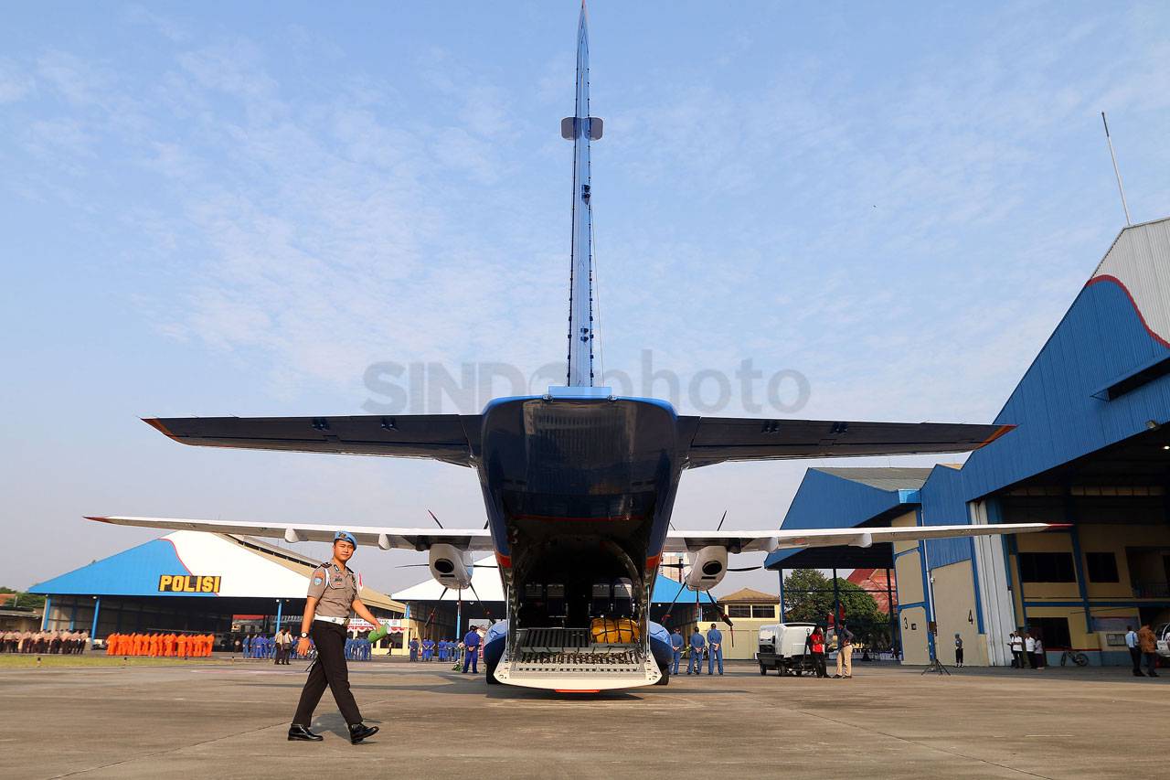 PTDI Serahkan Pesawat...