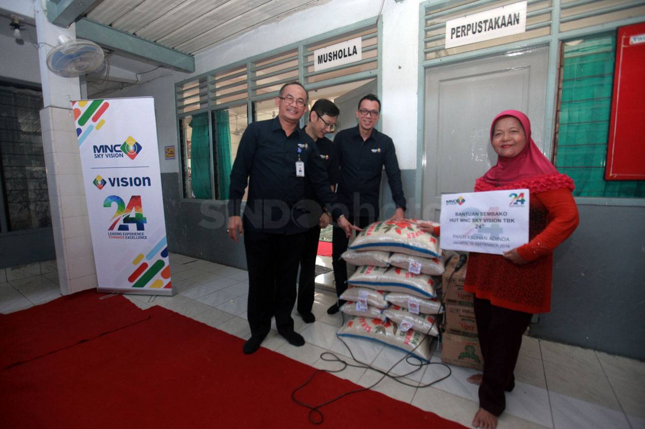 Peringati HUT ke-24,...