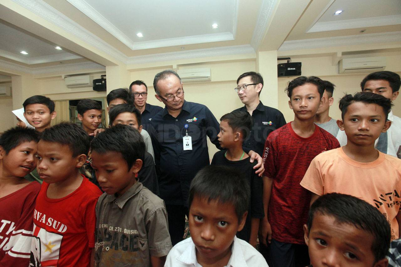 Peringati HUT ke-24,...