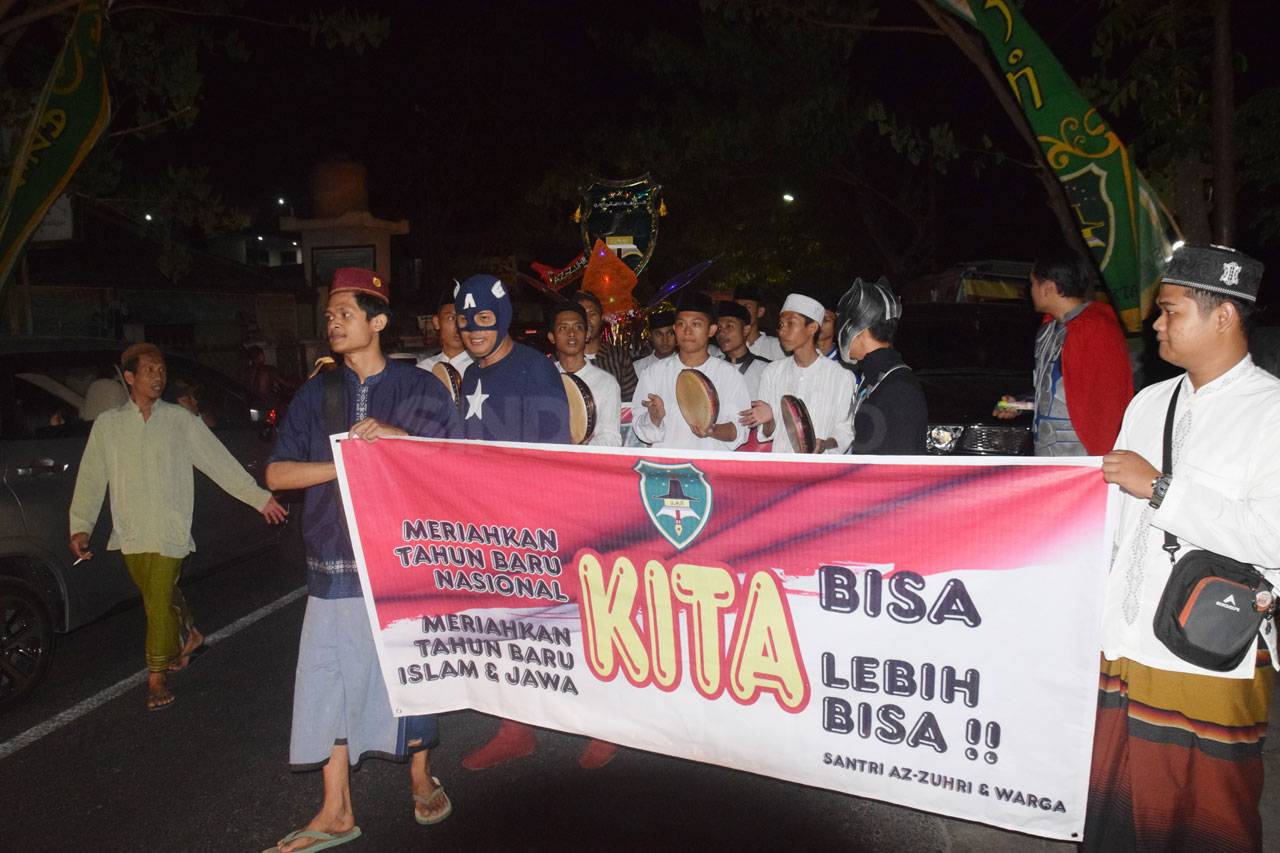Meriahnya Perayaan 1...