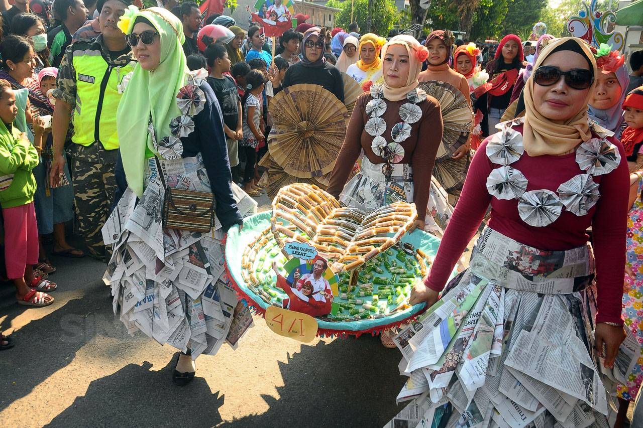 Tradisi Tebokan Jenang...