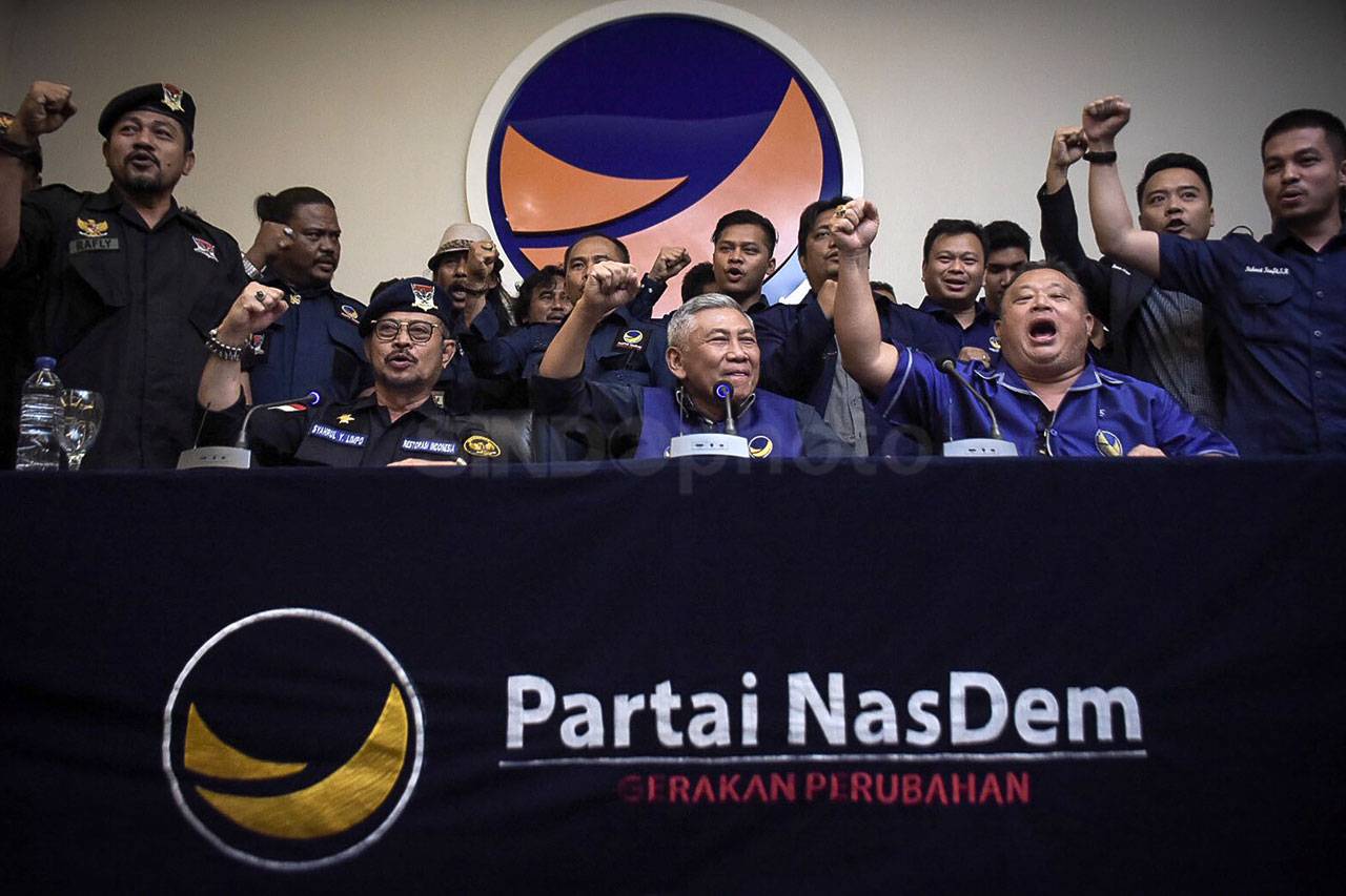 Partai Nasdem Somasi...